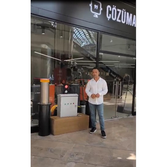 Hidrolik mantar bariyer merkezi elektronik kontrol &uuml;nitesi; otopark girişlerinde g&uuml;venli, dayanıklı ve otomatik ge&ccedil;iş kontrol&uuml; sağlar.